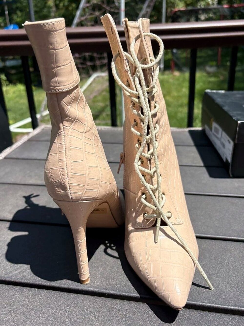 Ankle boot